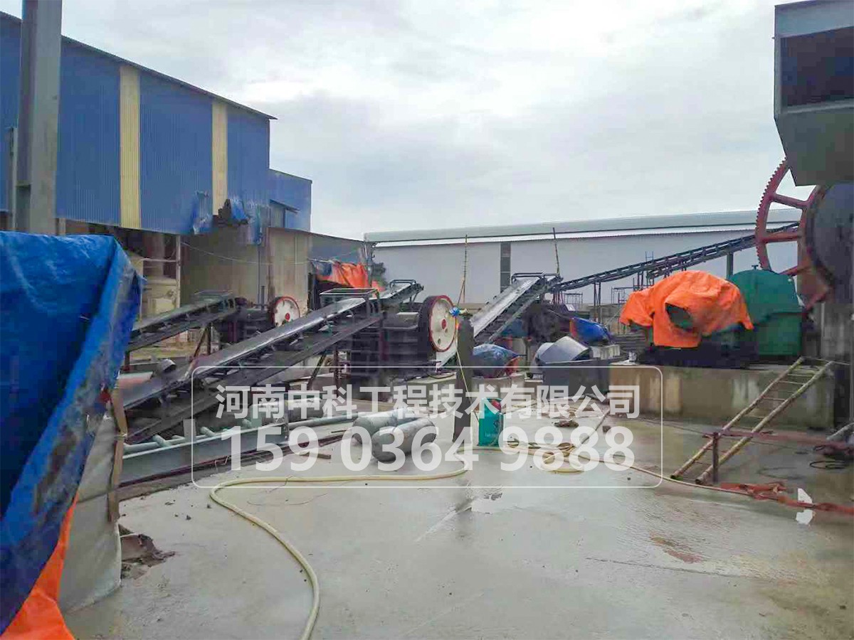顎式破碎機的表示及大型、中型、小型定義